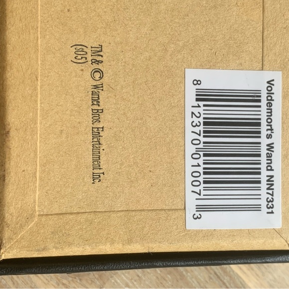 Harry Potter Warner Brothers Universal Studios  “Voldemort” Wand - Picture 8 of 8